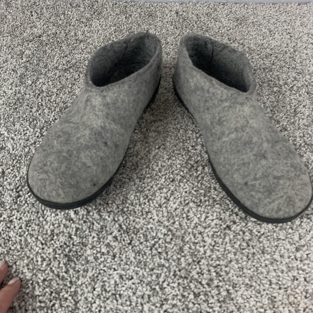Glerups Slippers Mens Size 10 Gray Wool Felt Rubber Sole House Shoes Comfort